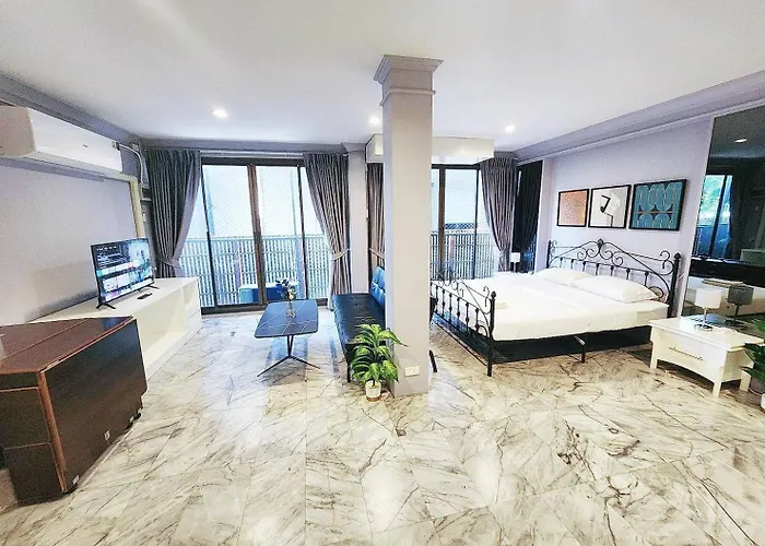 Cozy Private Family In Cbd Silom-sathorn - 240m To Bts Saint Louis Appartamento Bangkok