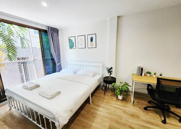 Cozy Private Family In Cbd Silom-sathorn - 240m To Bts Saint Louis *