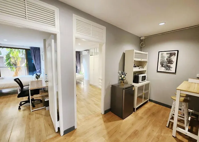 Cozy Private Family In Cbd Silom-sathorn - 240m To Bts Saint Louis Appartamento