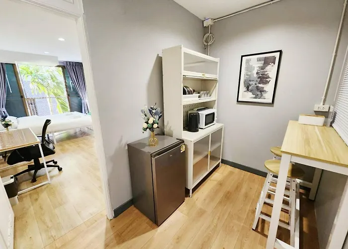 Cozy Private Family In Cbd Silom-sathorn - 240m To Bts Saint Louis Appartamento