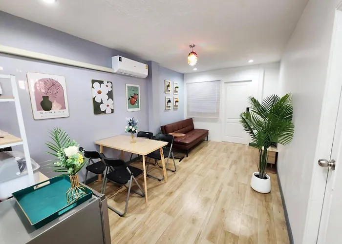 Cozy Private Family In Cbd Silom-sathorn - 240m To Bts Saint Louis Appartamento Bangkok