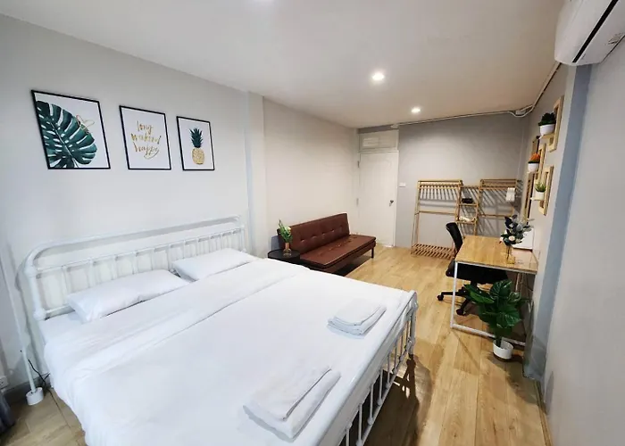 Cozy Private Family In Cbd Silom-sathorn - 240m To Bts Saint Louis * Bangkok